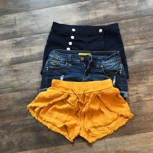 Bundle of Size 1 shorts for summer!
